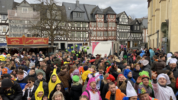 Fastnacht in Hessen – Hunderttausende feiern auf den Straßen