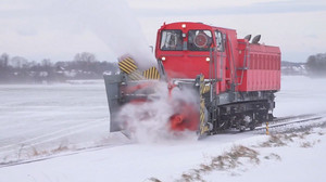 Bahn im Wintereinsatz: Mit der Schneefräse auf der Schiene