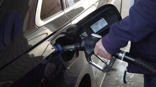 Tanken immer teurer: Klingbeil spricht von Sprit-Preistreiberei