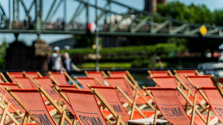 Hessens Beachclubs locken mit Sand, Sonne und Cocktails
