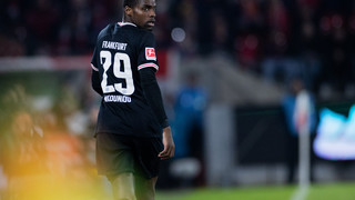 Knackt Frankfurt Leverkusen? Niels Nkounkou sieht Chancen