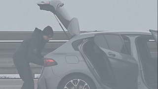 Nicht transportfähig: Spezialisten sprengen mutmaßlichen Sprengstofffund auf A3 