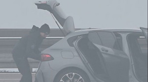 Nicht transportfähig: Spezialisten sprengen mutmaßlichen Sprengstofffund auf A3 