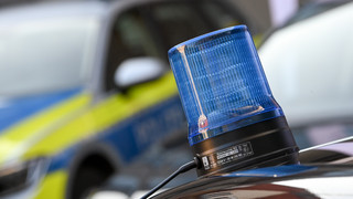 Frielendorf: Mann hält Krawallmacher mit Gartenhacke in Schach