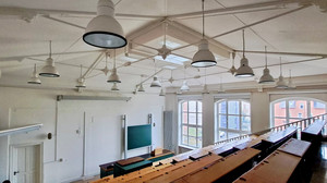Weiterer Hörsaal gesperrt: Uni Gießen meldet undichte Stelle am Dach