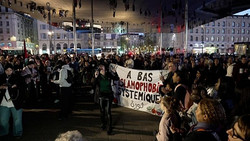 Frankreich: Tausende demonstrieren gegen Rassismus im Alten Hafen von Marseille