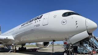Lufthansa tauft neuen Airbus A350 auf "Darmstadt"