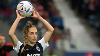 Topduell wegen Regen abgesagt: Kein Heimspiel für Eintracht-Frauen