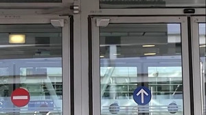 Umbuchungen wegen Iran-Krieg: Was Reisende wissen müssen