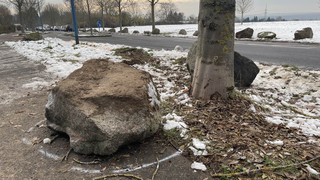 Wiesbaden: Vater baut Unfall und lässt verletztes Baby allein zurück