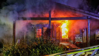 Frau stirbt bei nächtlichem Hausbrand in Schotten