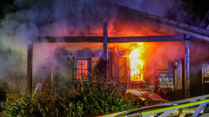Frau stirbt bei nächtlichem Hausbrand in Schotten