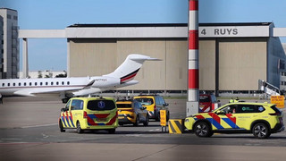 Hantavirus: Flug mit krankem Crew-Mitglied in Amsterdam gelandet