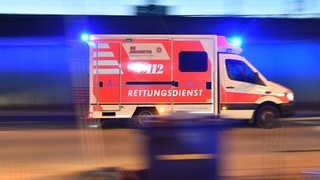 Unfall auf B27 bei Fulda: Motorradfahrer schwer verletzt