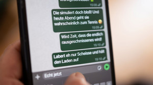 Schikane im Job, Attacke im Netz - Studie sieht mehr Mobbing