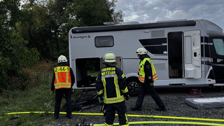 Jogger retten zwei Schlafende aus brennendem Wohnmobil in Wetzlar