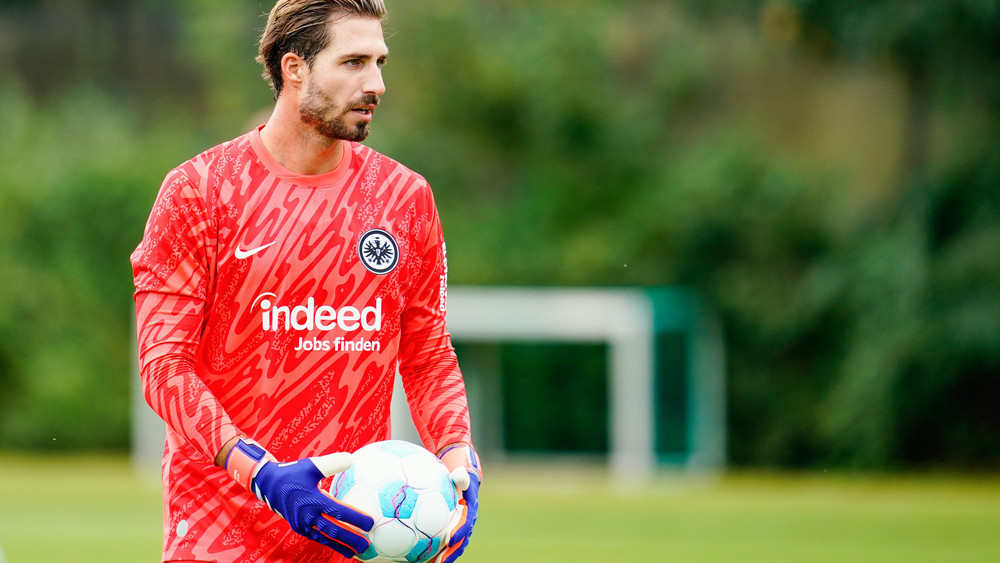 Eintracht-Keeper Kevin Trapp ist nach seiner Verletzung wieder ins Mannschaftstraining eingestiegen.