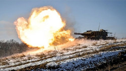 Leopard-Panzer kassiert 52 russische Treffer – doch Ukrainer starten Motor und fahren einfach weg