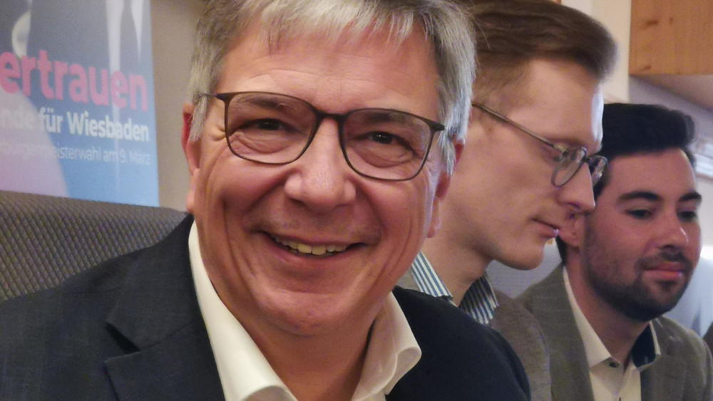 Der 62-jährige Gert-Uwe Mende will es noch mal wissen. Der amtierende Oberbürgerneister tritt erneut an,