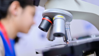 Hessen-Finale 2025 von "Jugend forscht" bei Merck in Darmstadt