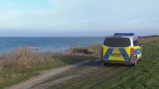 Ostsee-Steilküste stürzt teilweise ab - Radfahrerin leicht verletzt