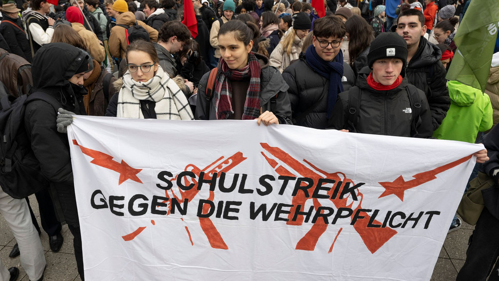 Bundesweiter Schulstreik gegen Wehrpflicht - Frankfurt/Main
