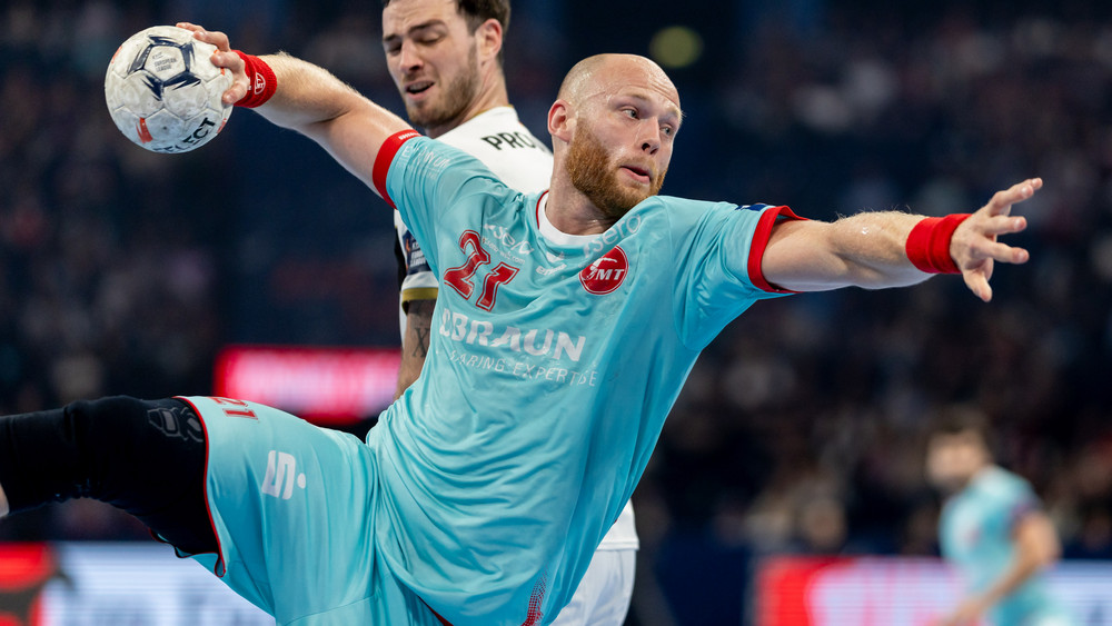 Arnar Freyr Arnarsson und die MT Melsungen haben gegen Kiel den Titel in der European-League gewonnen.  