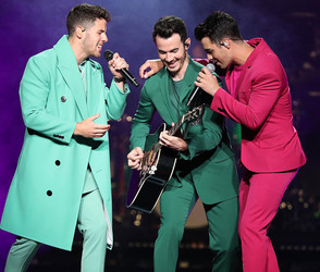 Neu bei FFH: Marshmello & Jonas Brothers mit "Slow Motion"