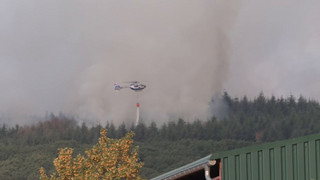 Waldbrand in NRW: Hubschrauber aus mehreren Bundesländern im Einsatz
