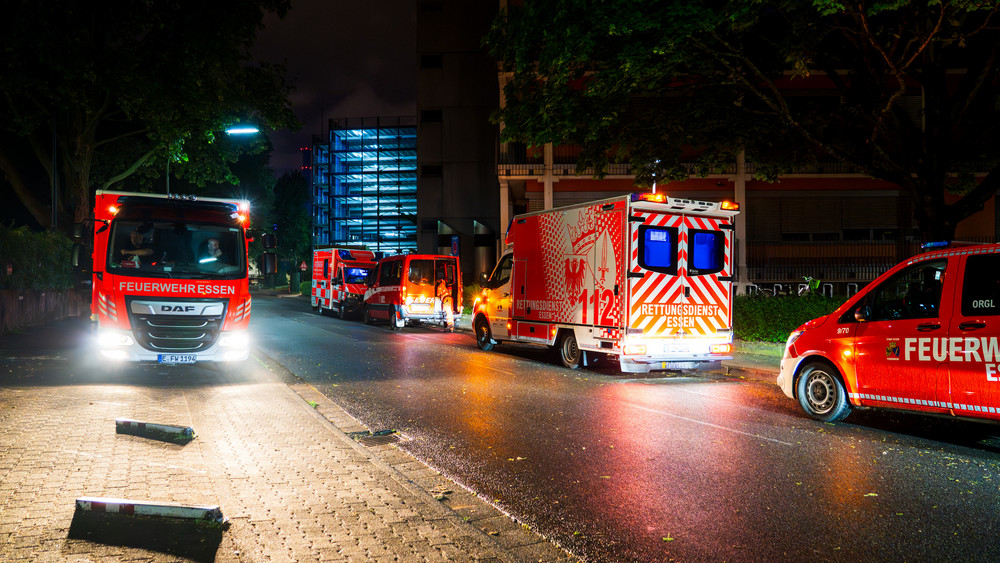 Der Transport der deutschen Kontaktpersonen ist in Frankfurt angekommen.