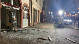 Hoher Sachschaden entstanden: Geldautomatensprengung in Bad Homburg