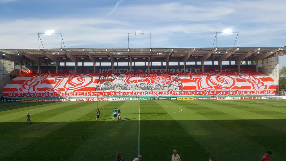 Die Offenbacher Fans erinnern sich gern an den Pokal-Triumph von 1970 zurück.