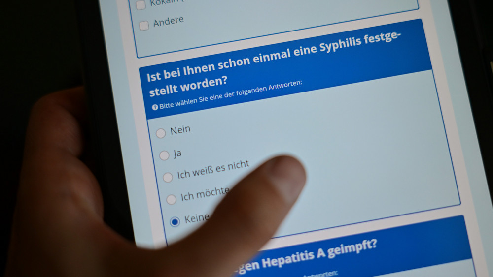 Die Zahl der Syphilis-Infektionen hat in Deutschland im vergangenen Jahr einen Höchststand erreicht. 