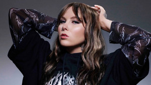 Neu bei FFH: Kenya Grace mit "Strangers"