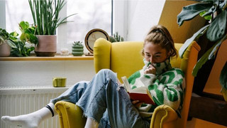 Was Sie beim Sitzen tun, entscheidet über Ihr Demenzrisiko