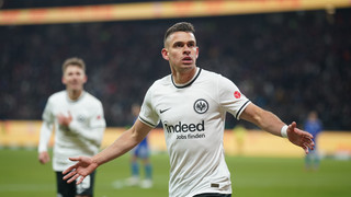 Fußball-Bundesliga: Eintracht Frankfurt gewinnt gegen Schalke mit 3:0