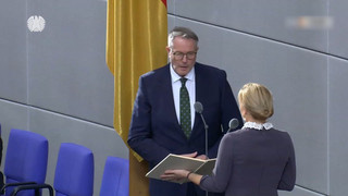 Auf Bas folgt Schweitzer: Arbeitsminister im Bundestag vereidigt 
