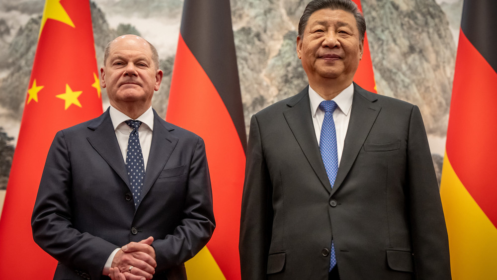 Bundeskanzler Olaf Scholz (SPD) und Chinas Präsident Xi Jinping.