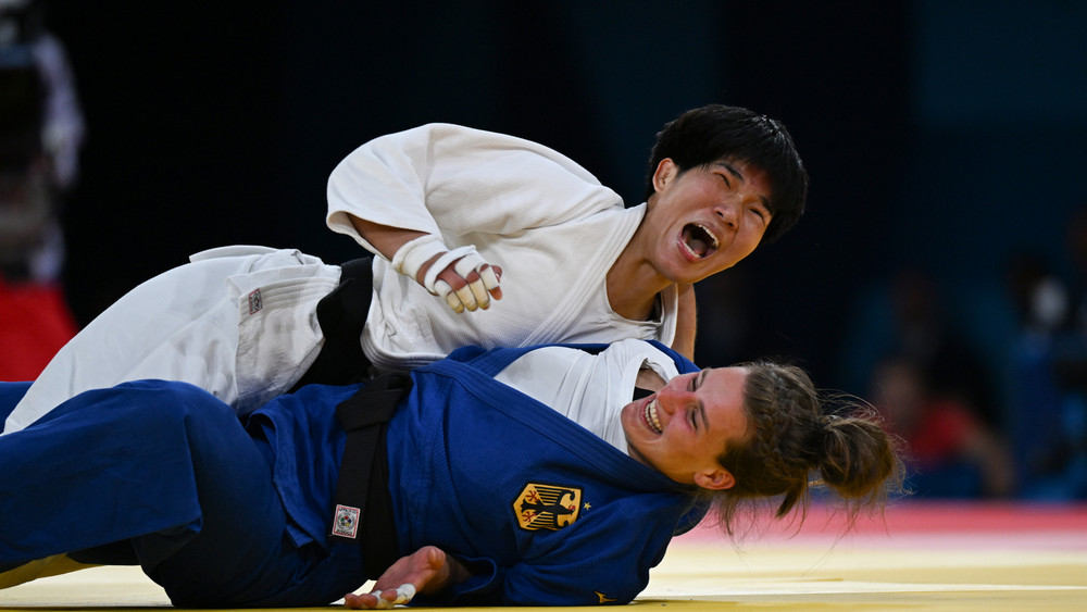 Im Duell um Olympia-Bronze unterliegt die deutsche Fahnenträgerin Anna-Maria Wagner. 