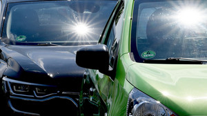 Hitze im Verkehr überstehen: Tipps für Auto, Fahrrad und Zug