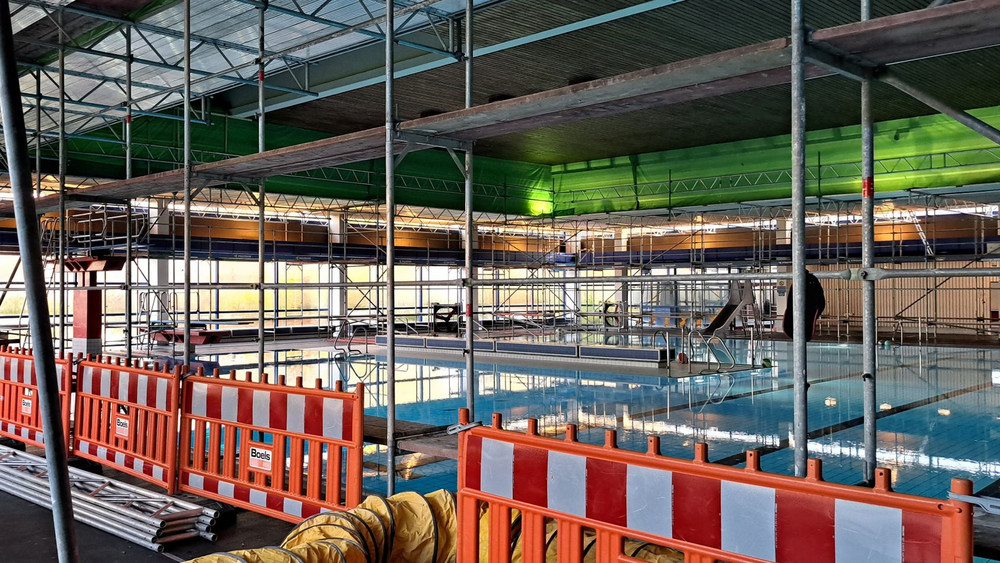 Der Rauch zog sich durch die angrenzende Badehalle. Diese muss wohl auch saniert werden.