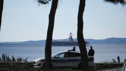 Wilde Spekulationen um USS Ford nach bizarrer Kreta-Flucht
