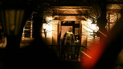 Polizei nimmt Rechtsextreme nach Angriff auf Reporter fest