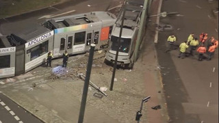 Straßenbahn in Düsseldorf entgleist - 13 Verletzte
