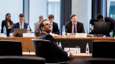 Netzagentur droht Post mit Millionenstrafen