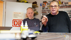 Modelleisenbahn-Enthusiasten unter sich: "Kreativität bis ins kleinste Detail"