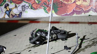 In Bikergruppe gerast: Vier Verletzte in Wiesbaden