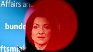 Reiche zu Sanktionslockerungen: "Nicht Putins Kriegskasse füllen"