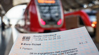 NVV startet Online-Befragung zum 9-Euro-Ticket