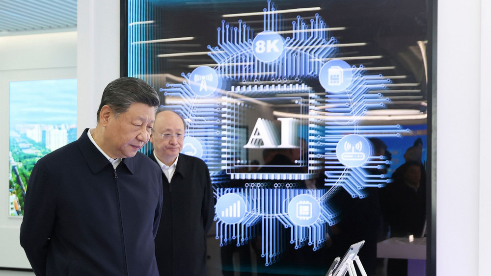 Chinas Präsident Xi besucht IT-Innovationspark